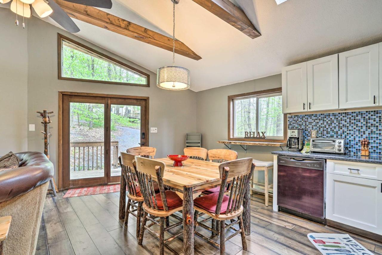 Holiday home Pocono With Fire Pit, Walk To And Beach! *